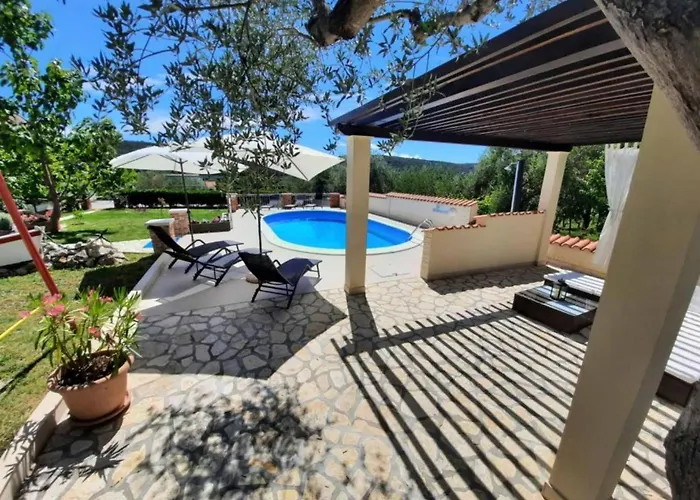Two Bedroom With Terrace A3 Kampor