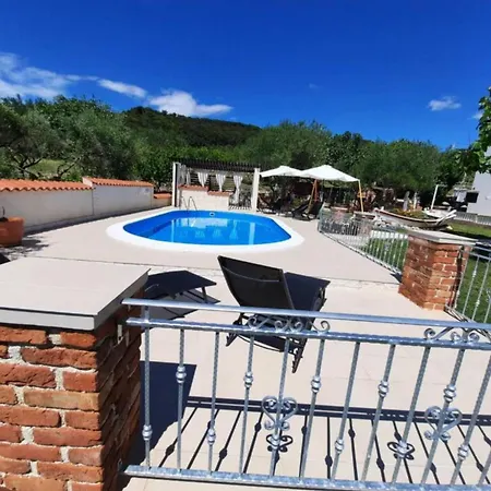 Two Bedroom With Terrace A3 Kampor
